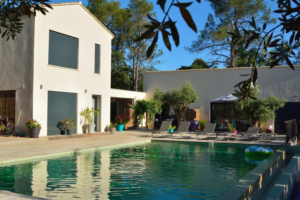 Sous Les Oliviers - Piscine Chauffee - Studios De Standing Tout-Equipes Saint-Maximin Exteriér fotografie